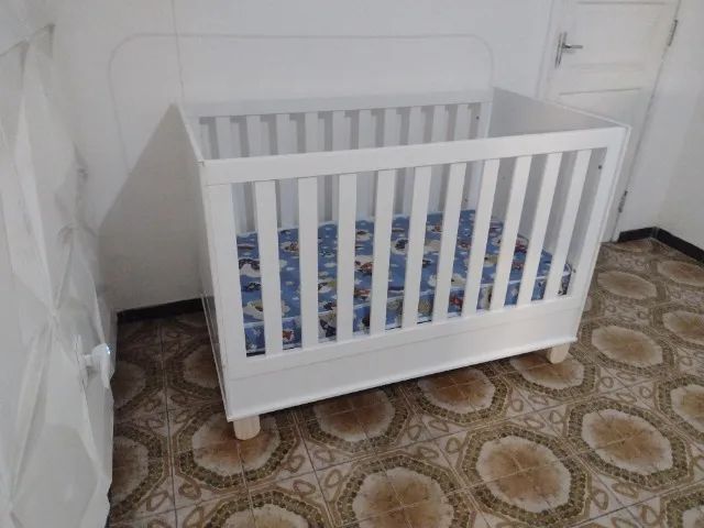 Berço com ajuste Gradual de altura que vira Cama  - Foto 3