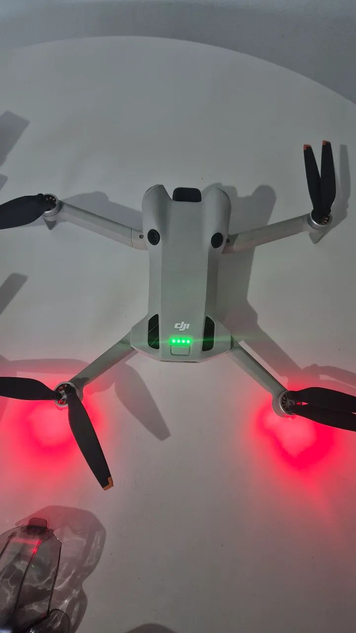 DJI Mini 4 Pro Fly More Combo, 3 Baterias+Carregador+Kit lentes K&F Concept. - Foto 5