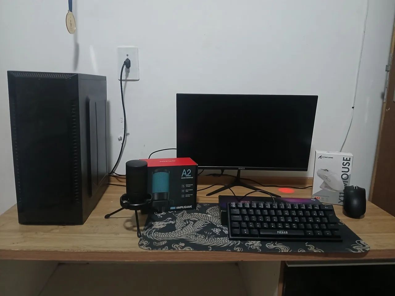 Vendo PC gamer (menos de um ano de uso)