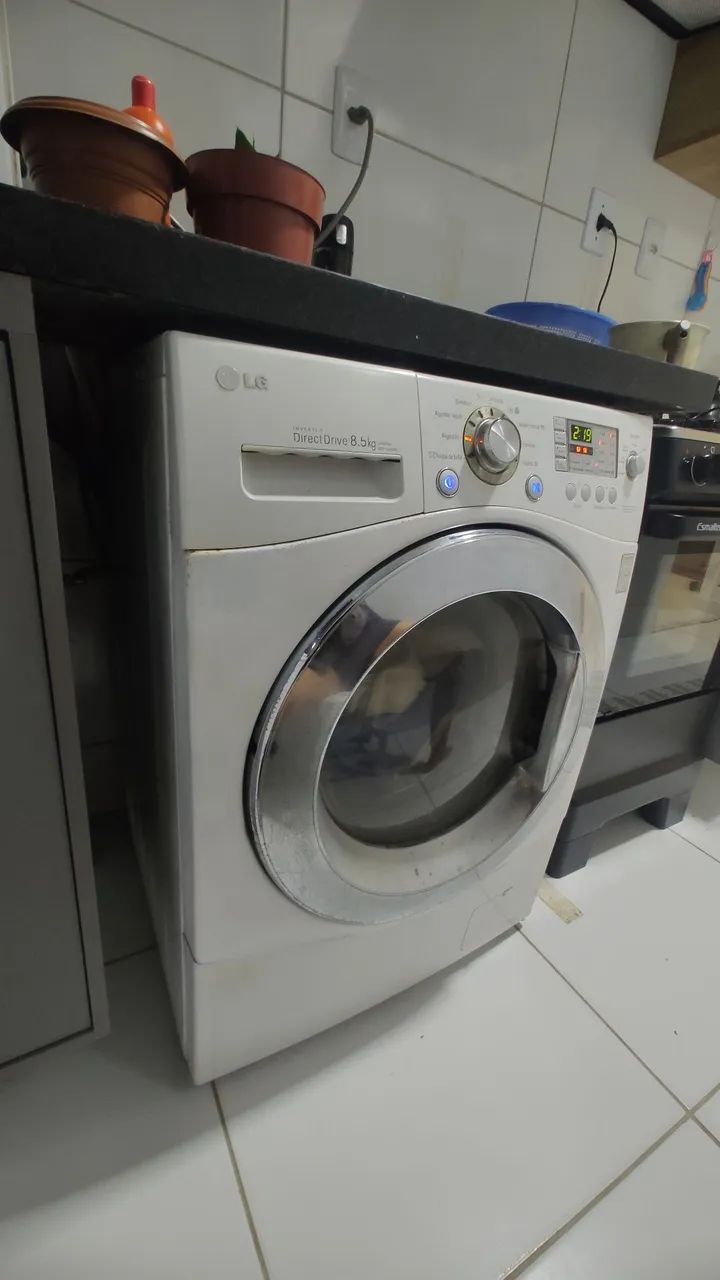 Máquina de lavar LG lava e seca - Foto 2