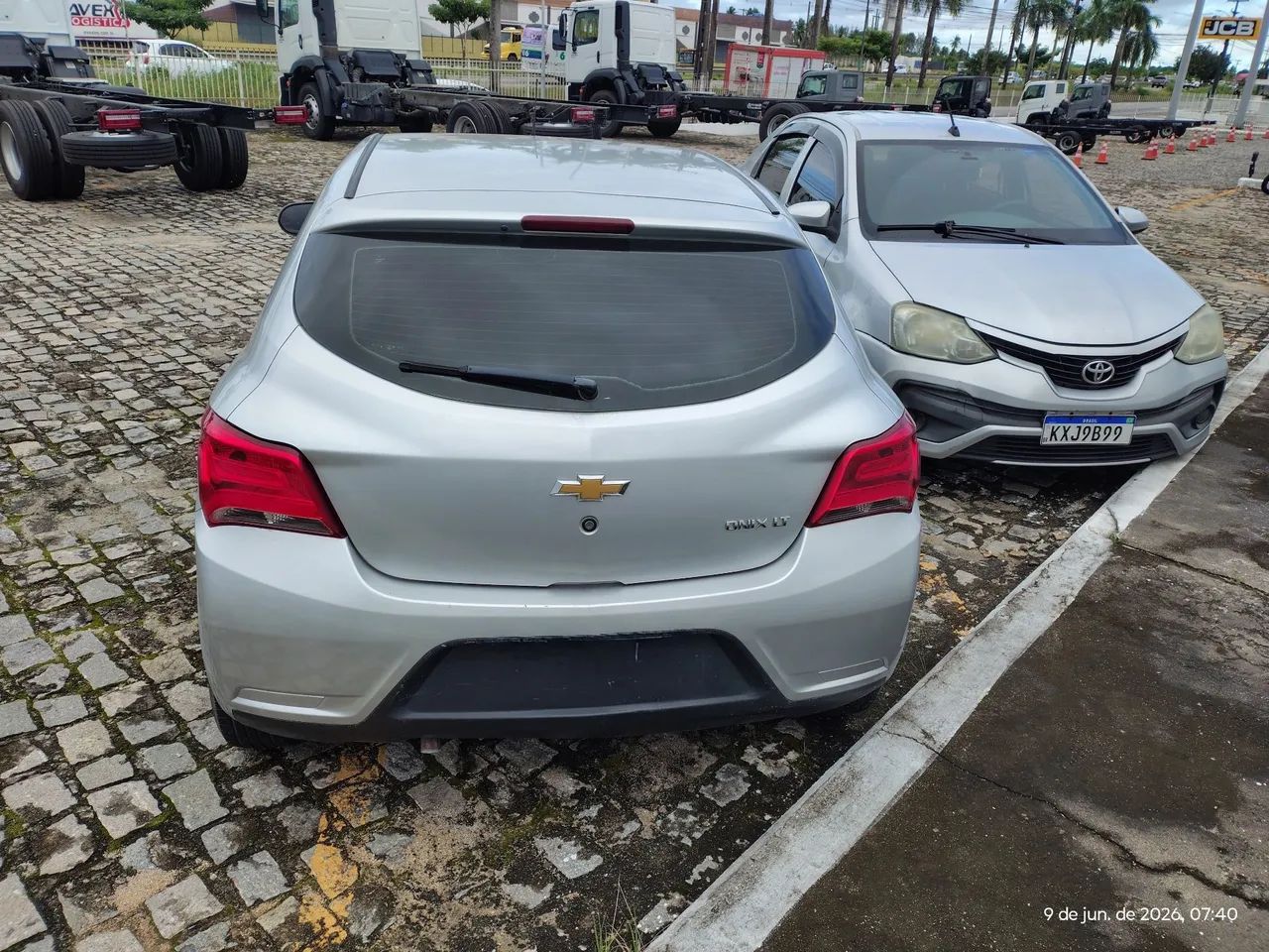 Chevrolet Onix ONIX HATCH LT 1.0 8V FLEXPOWER 5P MEC. 2017