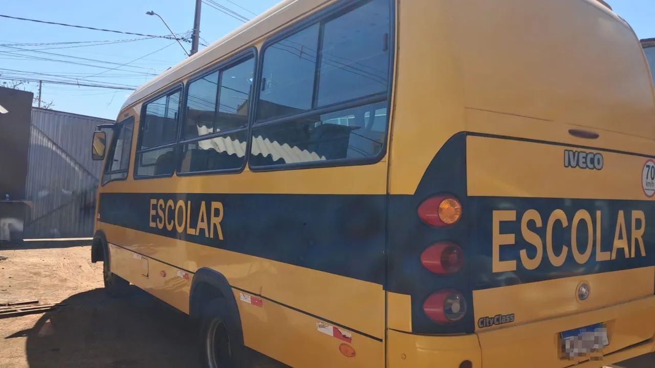 Micro-onibus 30 lugares iveco cityclass 70c17  30 - Foto 2