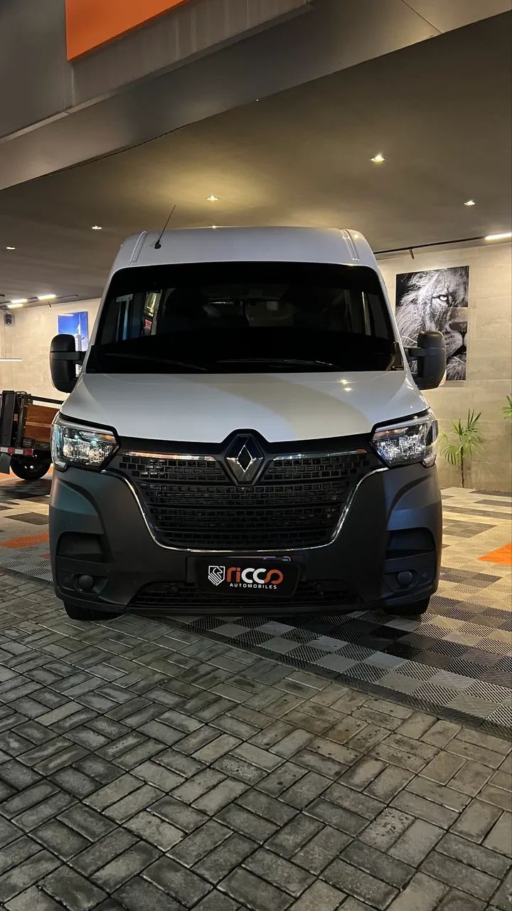 Renault Master Master 2.3 dCi Executive Longo 16L Dies 2026
