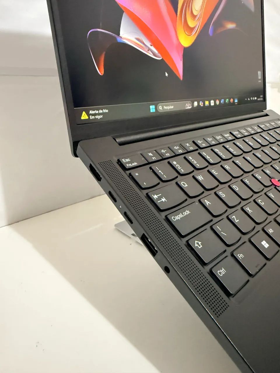 LENOVO THINKPAD E14 GEN 7 RYZEN AI 5 220 16GB DDR5 512GB IA