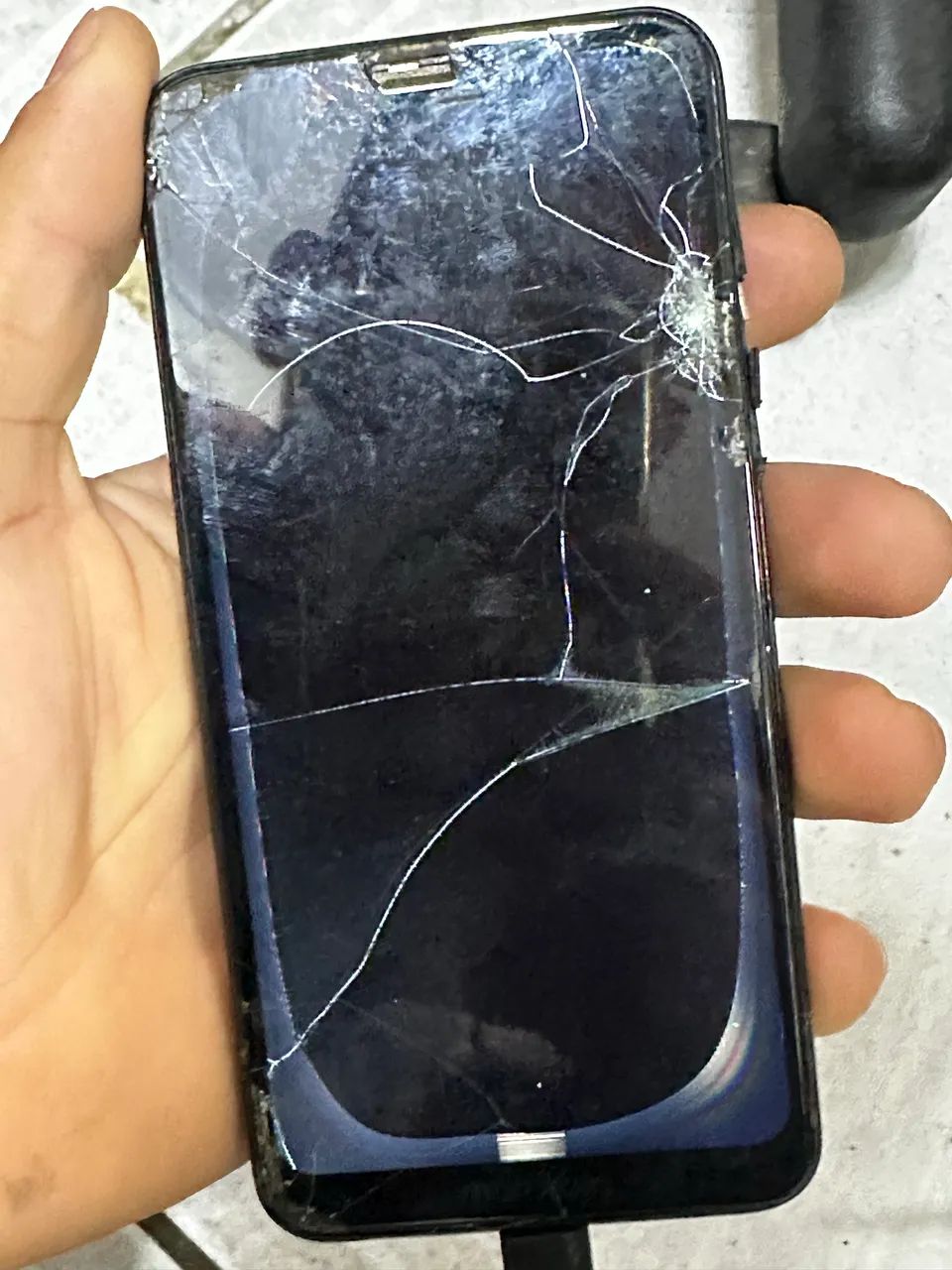 Moto One tela quebrada 