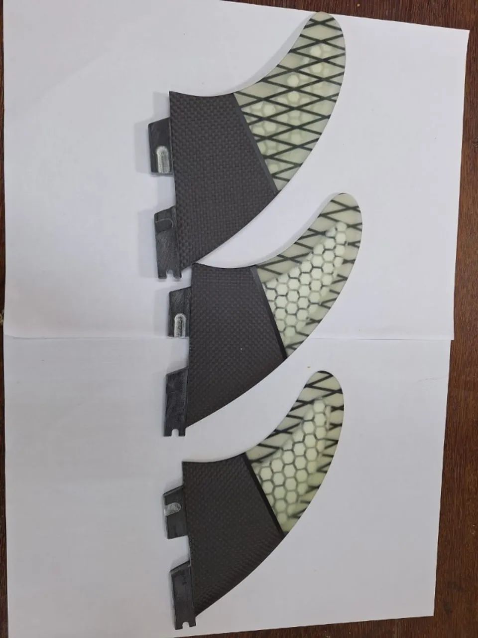 Quilhas de carbono com honeycomb FCS2