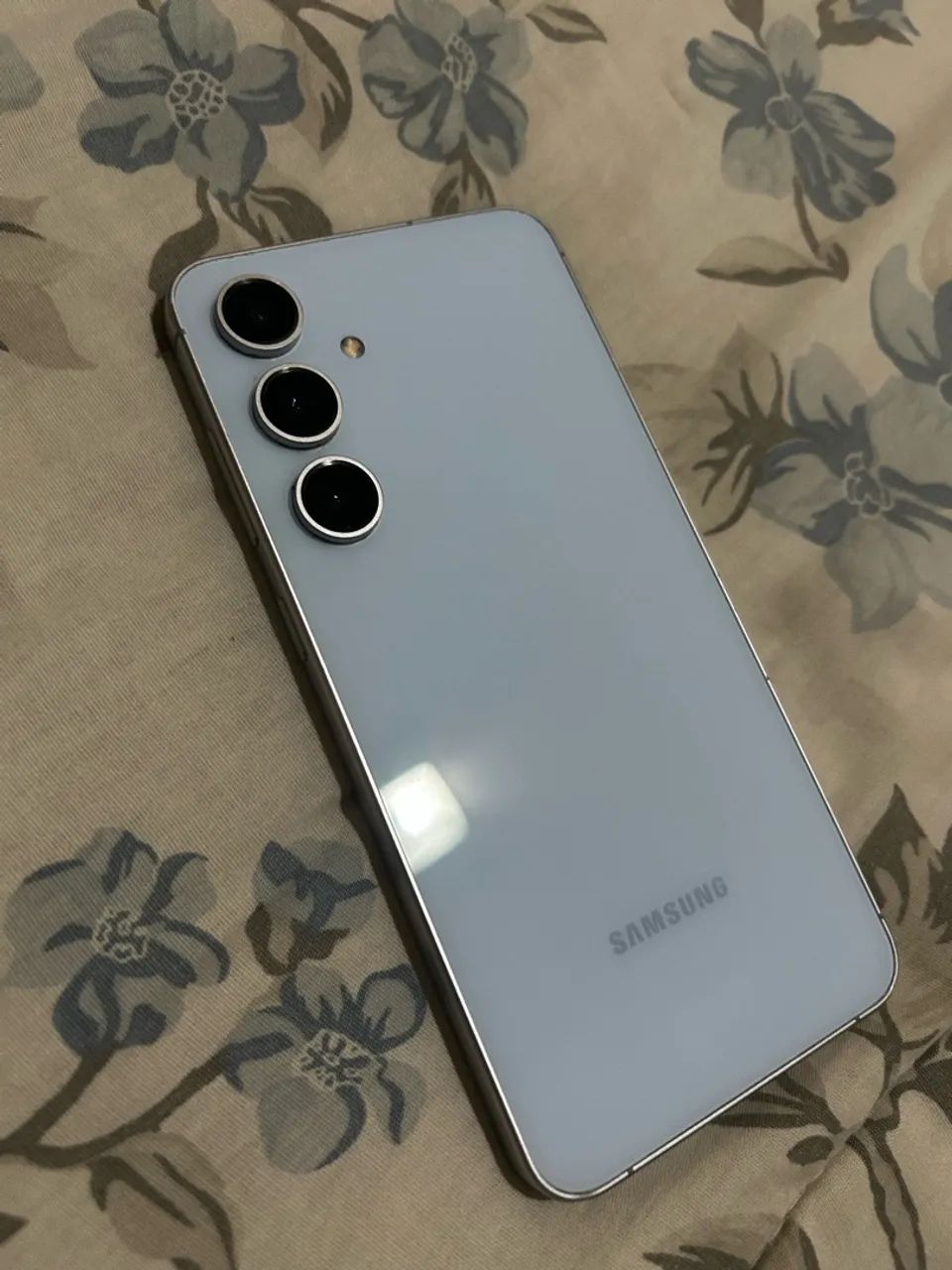 ? Samsung Galaxy S24 FE 5G - 256 GB | 8 GB RAM