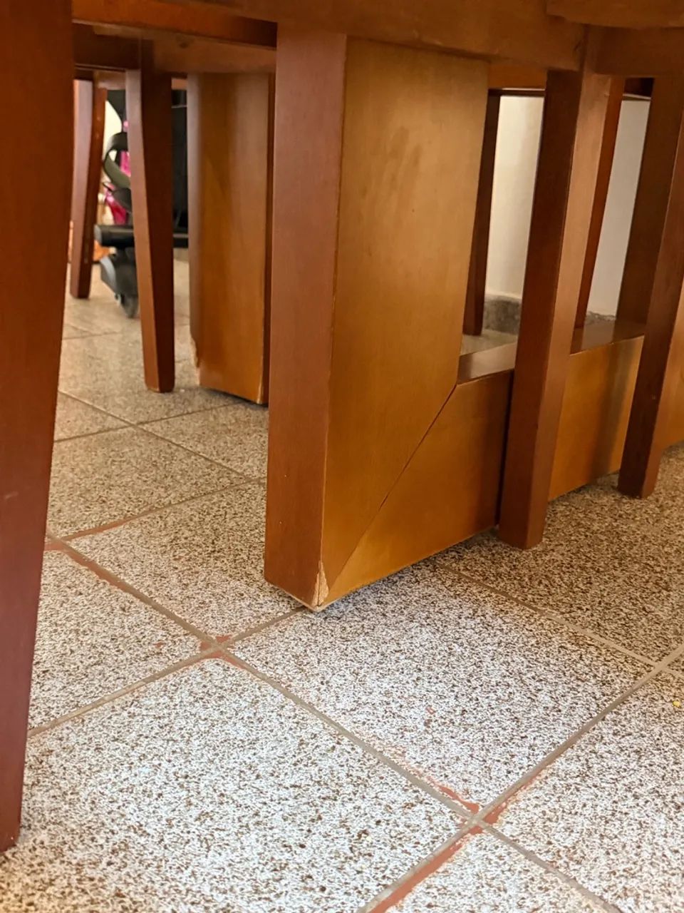 Mesa 6 cadeiras 