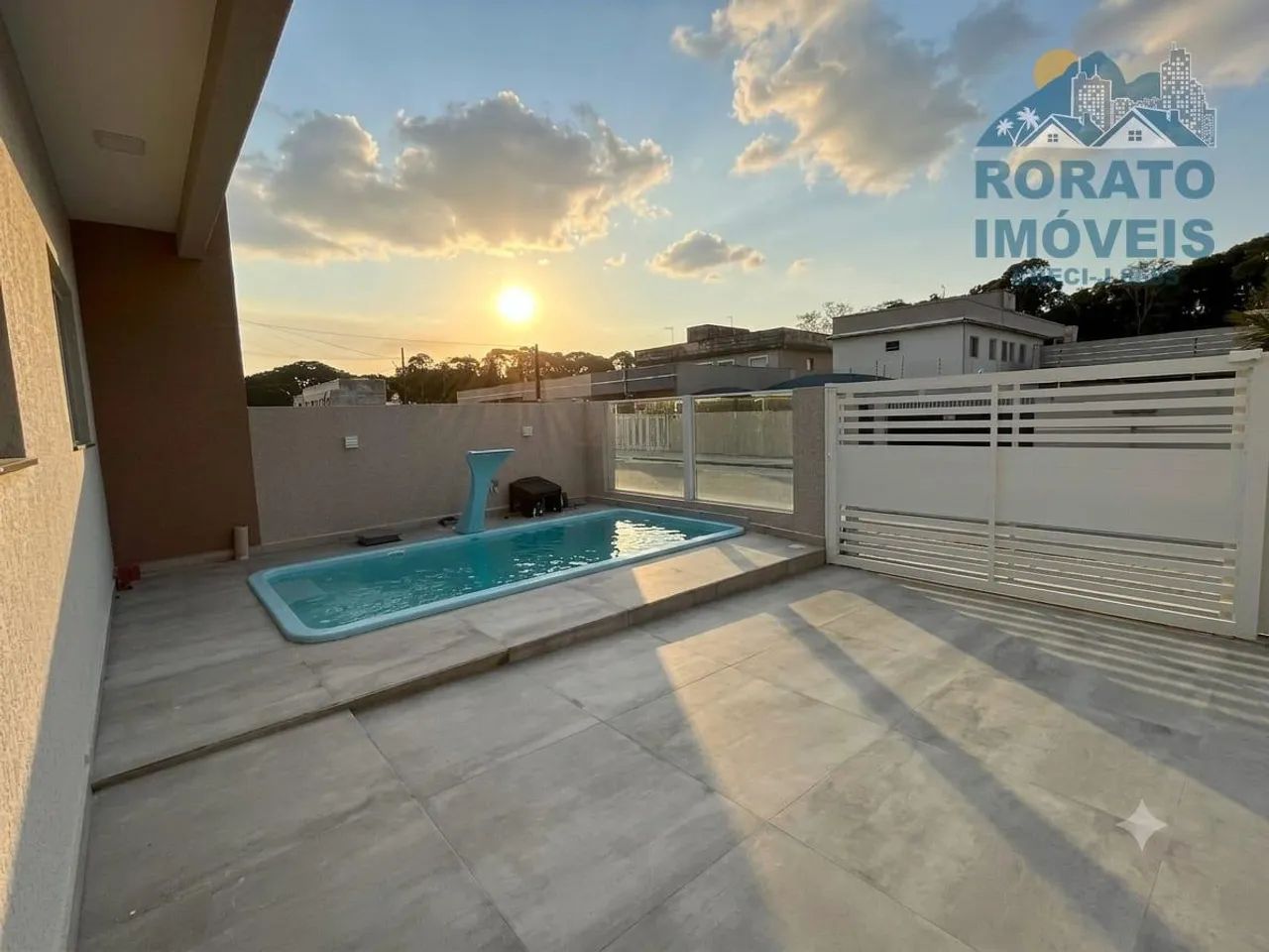 Casa com piscina em Gaivotas - Matinhos - Foto 2