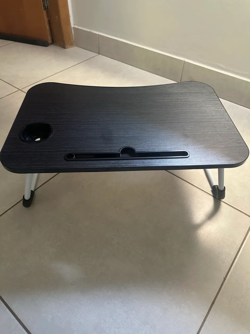 Mesa dobrável Portátil pra cama  - Foto 2