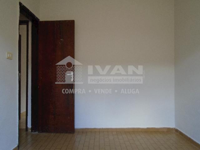 Casa para alugar com 2 dormitórios em Tibery, Uberlândia cod:594329 - Foto 13