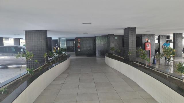 Apto alto pradrão na Jatiúca - Foto 2