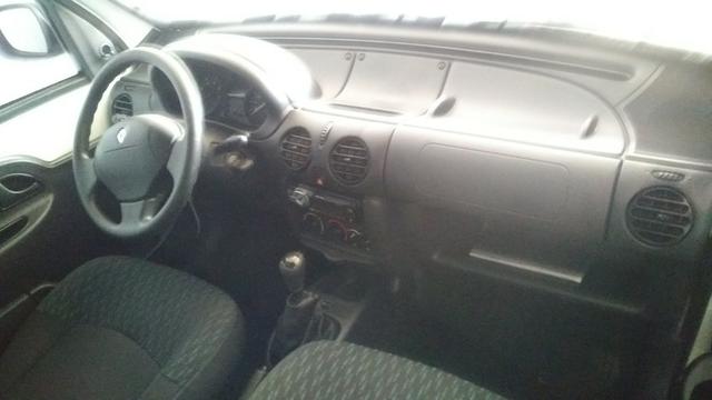 Renault Kangoo Express HI-FLEX 1.6 16V 2017/2018 - Foto 8