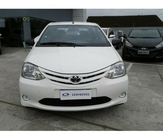 Toyota Etios Sedan 1.5 sem A/C - Foto 12
