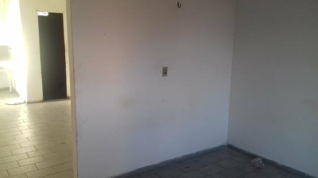 Aluga se casa para o máximo 3 pessoas - Foto 6