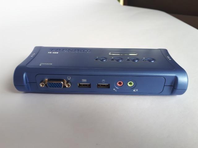 Kit chaveador Kvm TK-409K - USB 4 portas com áudio - Foto 3