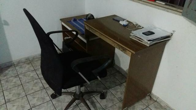 Mesa para computador ou escritorio