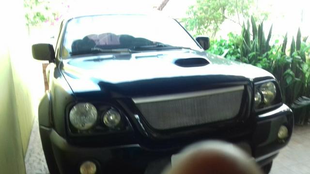 Pick up Mitsubishi 2004