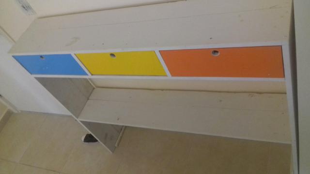 Bancadinha com três gavetas - Foto 4