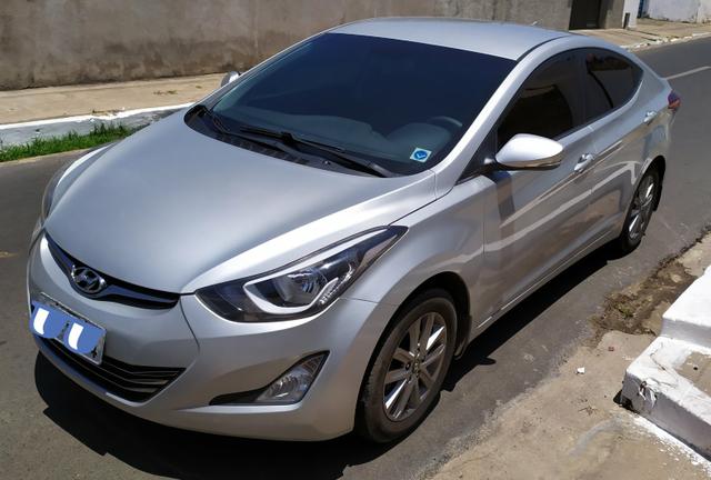 Hyundai Elantra 2015 - Foto 2