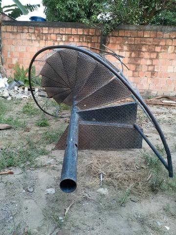 Escada caracol - Foto 2