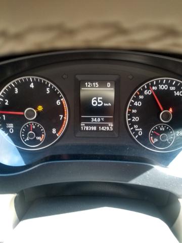 Jetta 2.0, 2012 confortlin todo revisado 48.000 - Foto 6