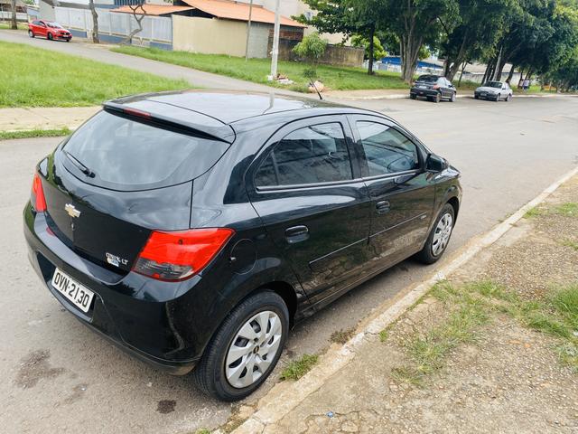 Ônix LT 1.4 COM MY LINK