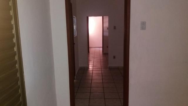 Casa a 150 Metros da Av. Goiás, Próxima da Rodoviária e Shopping Passeio das Águas - Foto 8