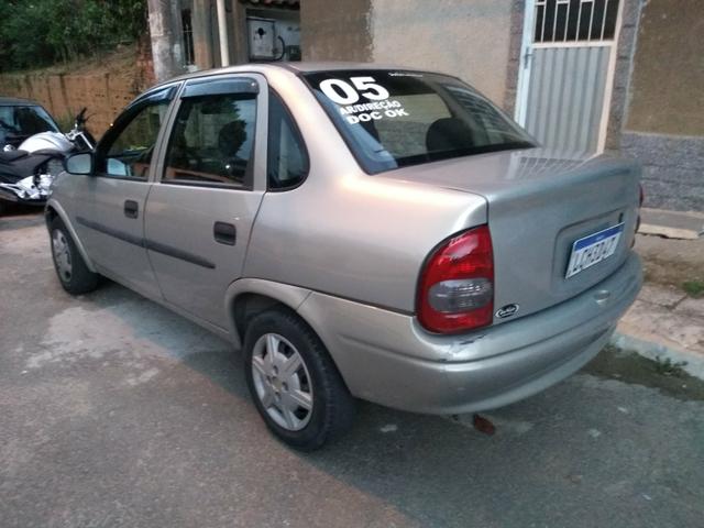 Corsa Classic 2005 , AR CONDICIONADO E DIREÇÃO HIDRÁULICA - Foto 4