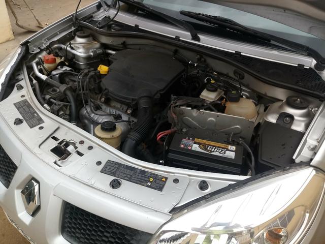 Renault Sandero 1.6 - Foto 14