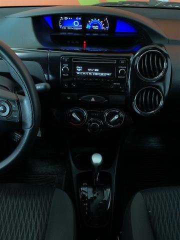TOYOTA ETIOS 2018/2019 1.5 X PLUS SEDAN 16V FLEX 4P AUTOMÁTICO - Foto 10