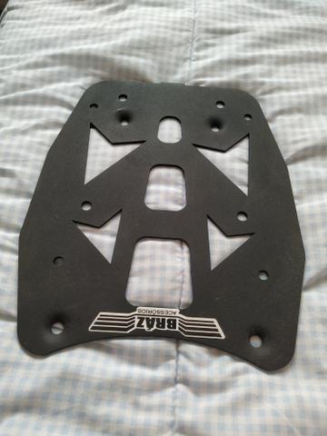 Base para suporte de bau Ténéré 660