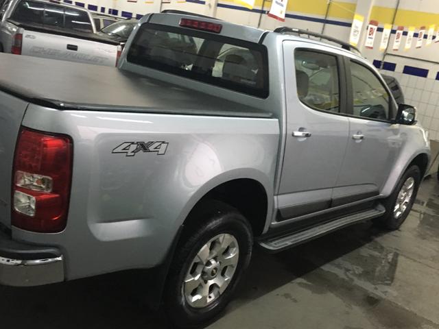 Chevrolet - S-10 LTZ 4x4 2.8 Diesel Prata 2013 - Foto 2
