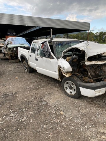 Sucata Chevrolet S10  2.8 4x4 Colina 2005 - Foto 3