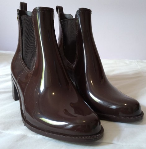 Bota Marrom cano curto N. 35 - Nova - Linda e Moderna para arrasar - Foto 4