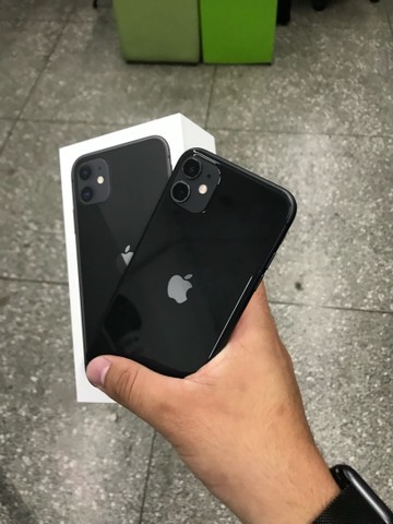 iPhone 11 preto 128gb na caixa com garantia  - Foto 3