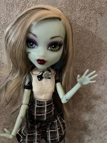 Boneca Monster High Choque Eletrizante Frankie Stein Mattel em