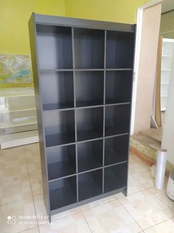 COLMÉIA PRETA MDF.