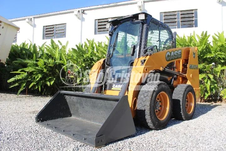 Mini carregadeira case 2013 - Foto 5