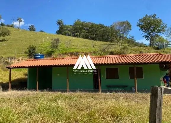 Vendo chácara em Itaúna com varanda ao redor e amplo espaço! - Foto 2