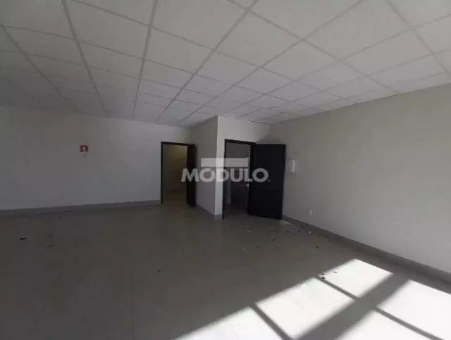 Sala comercial para locação, bairro Jardim Karaiba