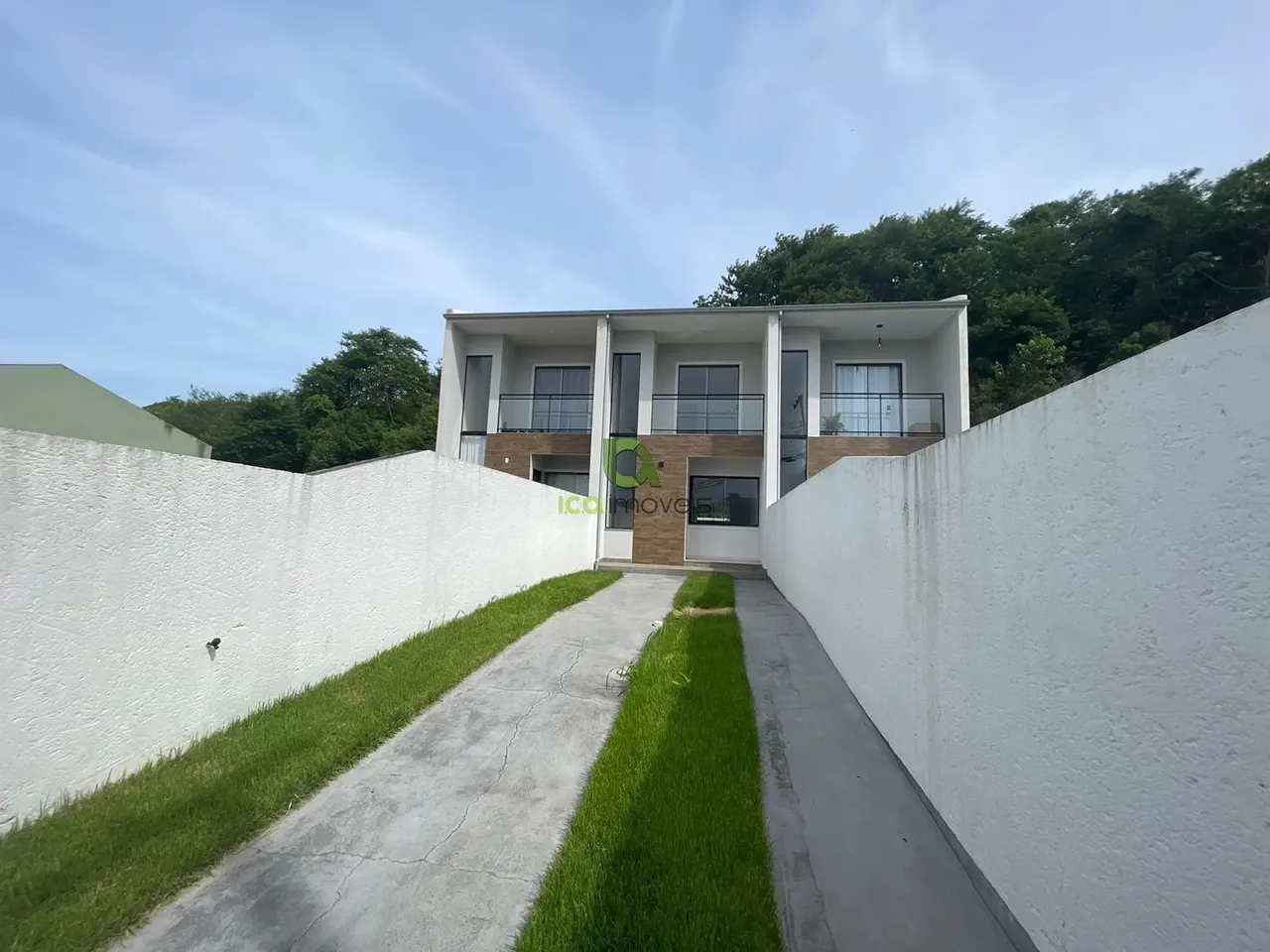 Imperdível: Casa à venda em São José-SC, bairro Ipiranga, 2 quartos, 1 sala, 1 banheiro, 2