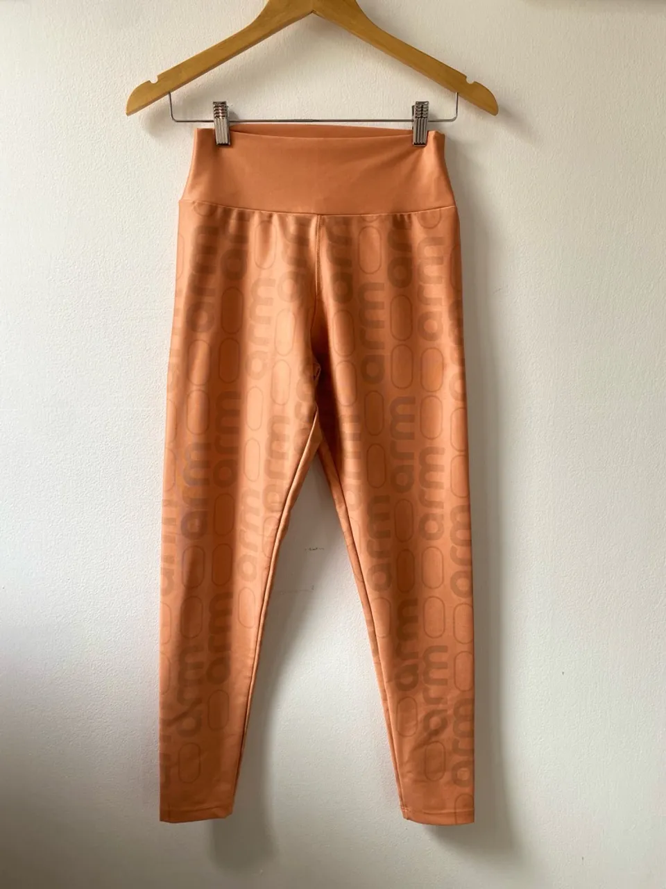 Legging Laranja com Estampa