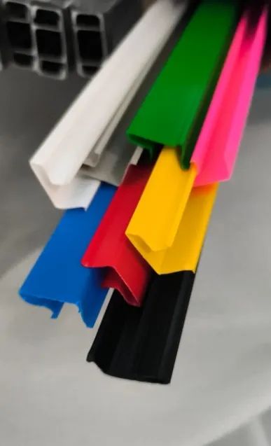 CANALETA PVC PARA PLACA DE MDF CANALETADO 2,75M - Foto 2