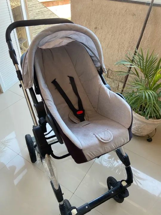 Carrinho B Childhood com bebê conforto  - Foto 2