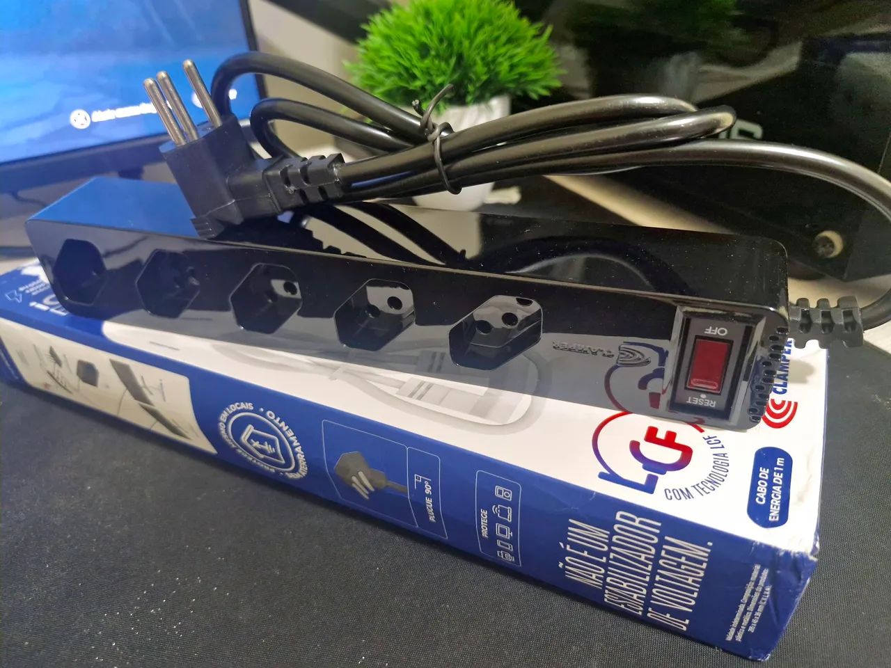 DPS IClamper Power Strip, 5 Outlets, Black64166972848642121