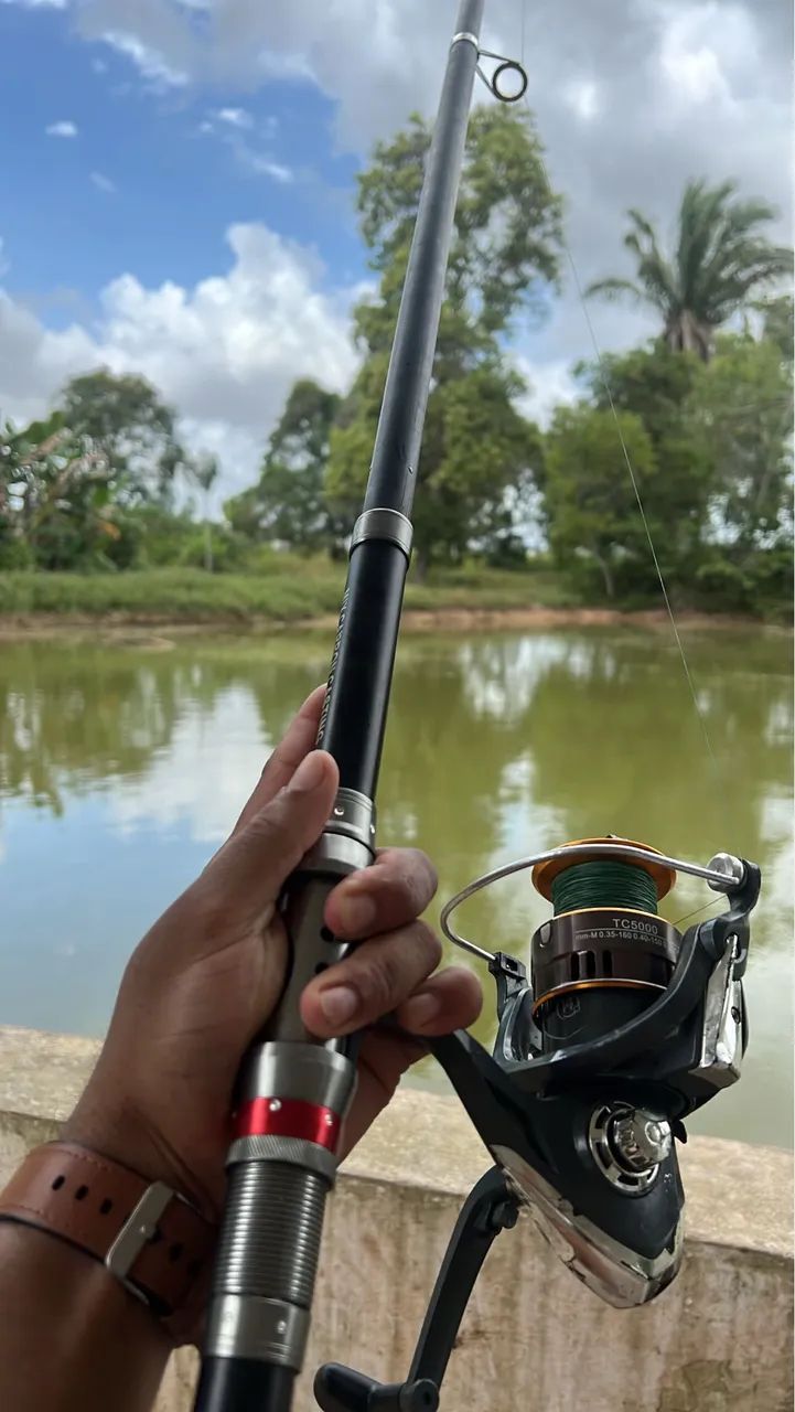 VARA PESCAS COM MOLINETE 