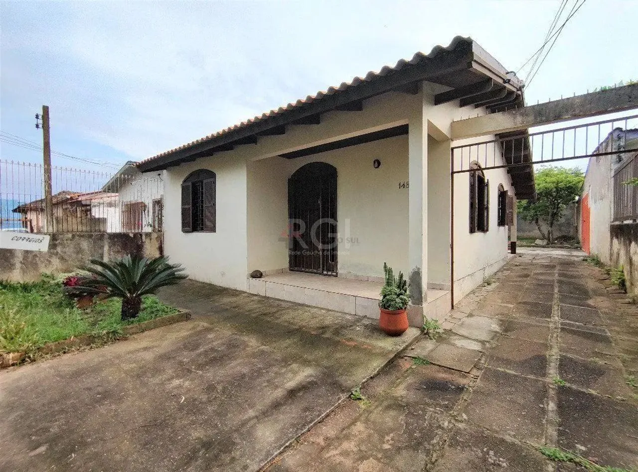 Casa para Venda - 90.36m², 2 dormitórios, 6 vagas - Passo das Pedras
