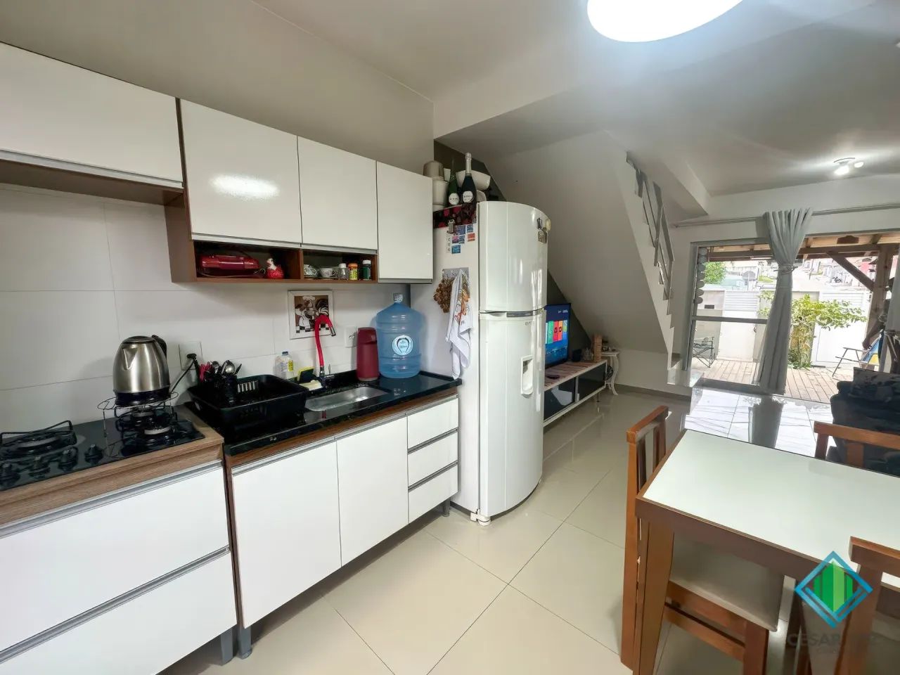 Sobrado para venda possui 74 metros quadrados com 2 quartos em Bela Vista - Palhoça - SC - Foto 4