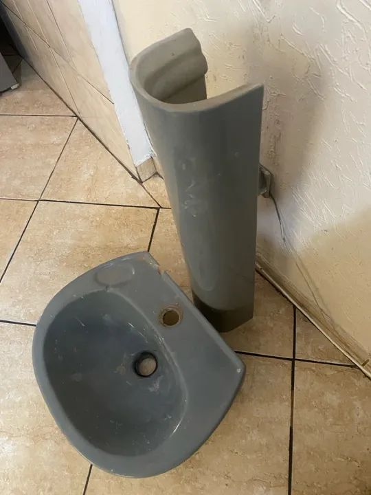 Pia de banheiro usada 64840853976577121